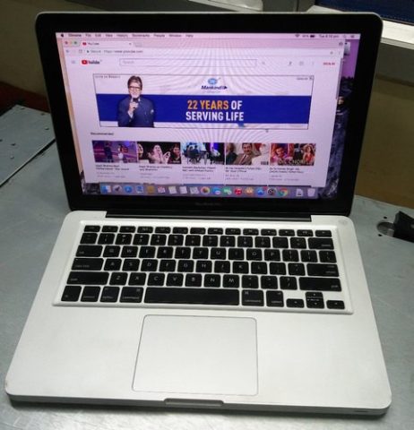 Macbook Pro (Silver)